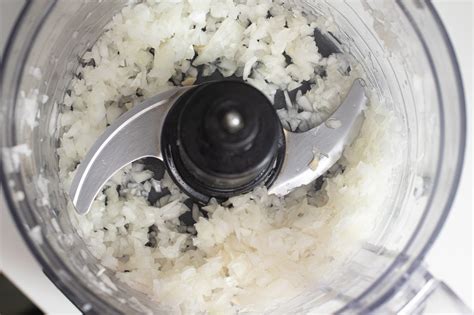 Can You Chop Onions in a Food Processor? And Why Do Onions Make Us Cry in the First Place?